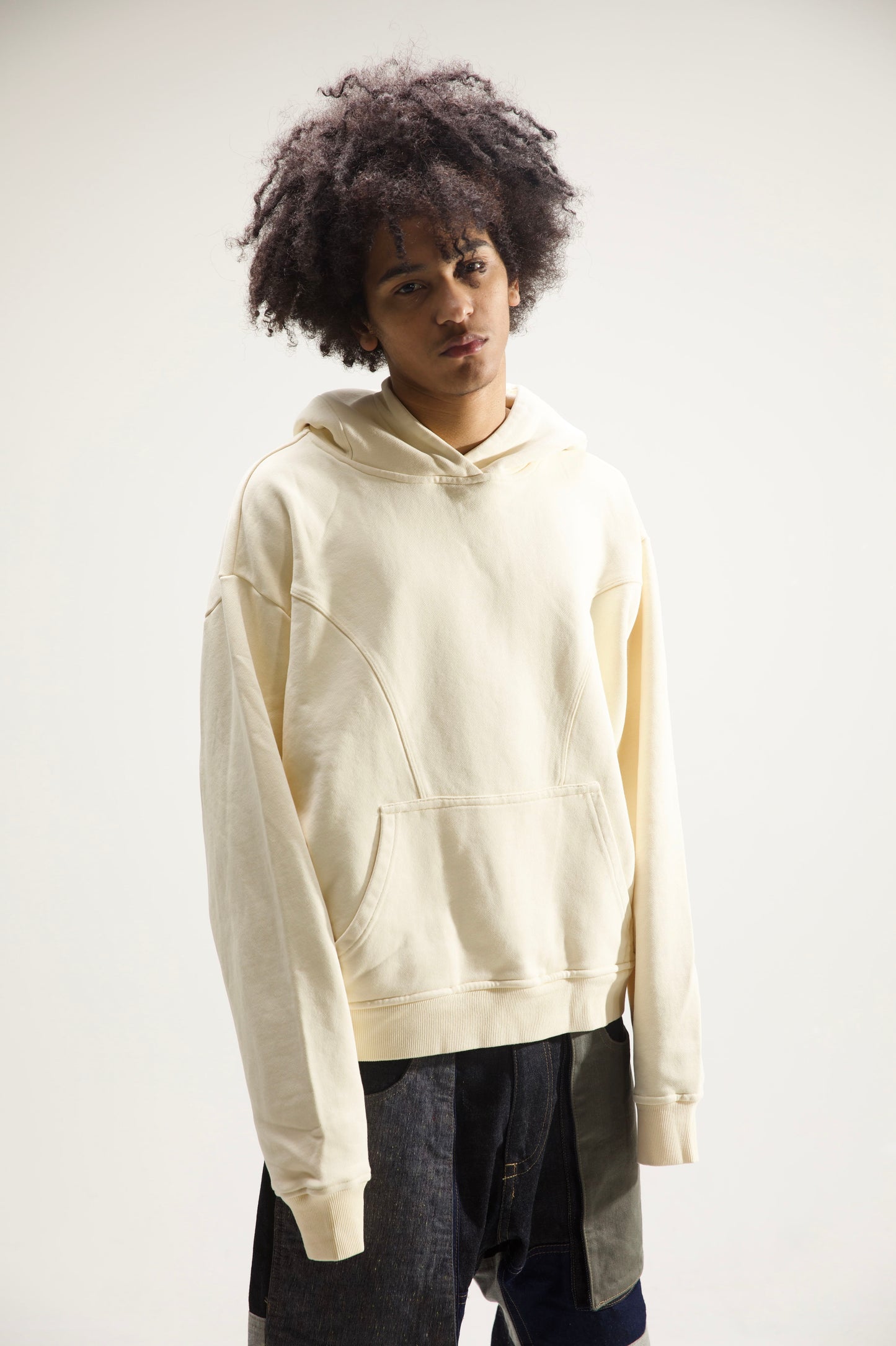 PRINCESS CUT PULLOVER HOODIE (CREAM)