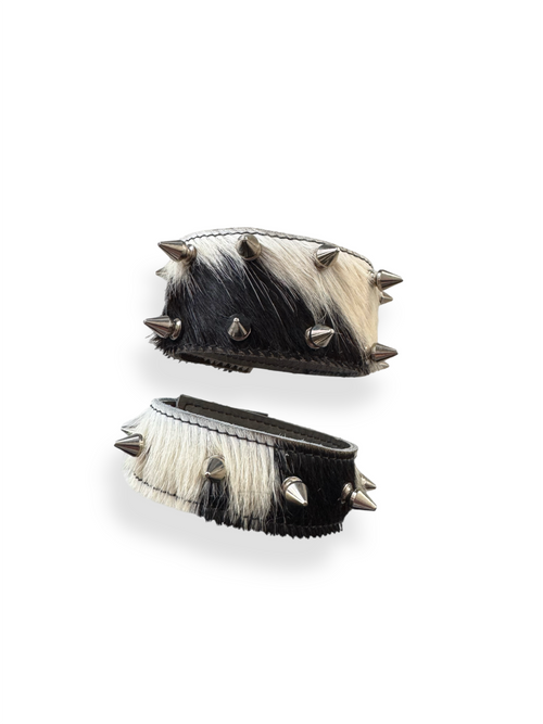 COW HIDE SPIKED CUFFS
